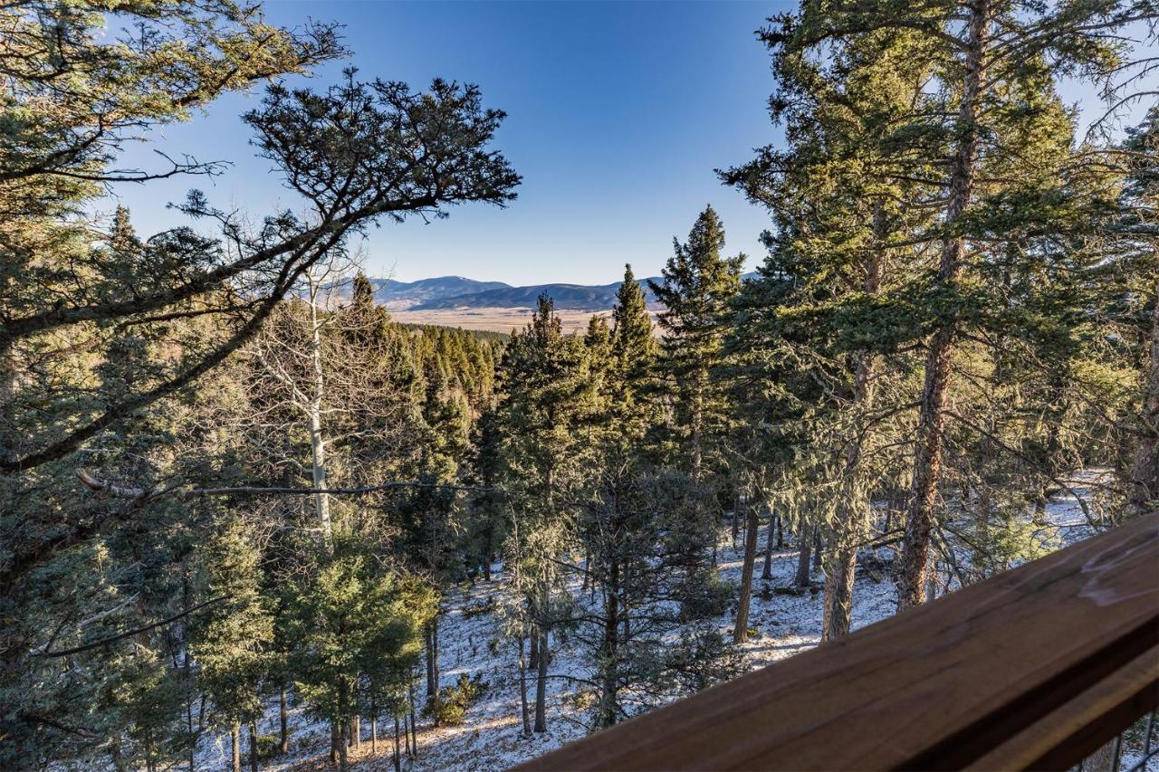 Bed and Breakfast Ridgewalk Treehouse Анджел Файер Экстерьер фото